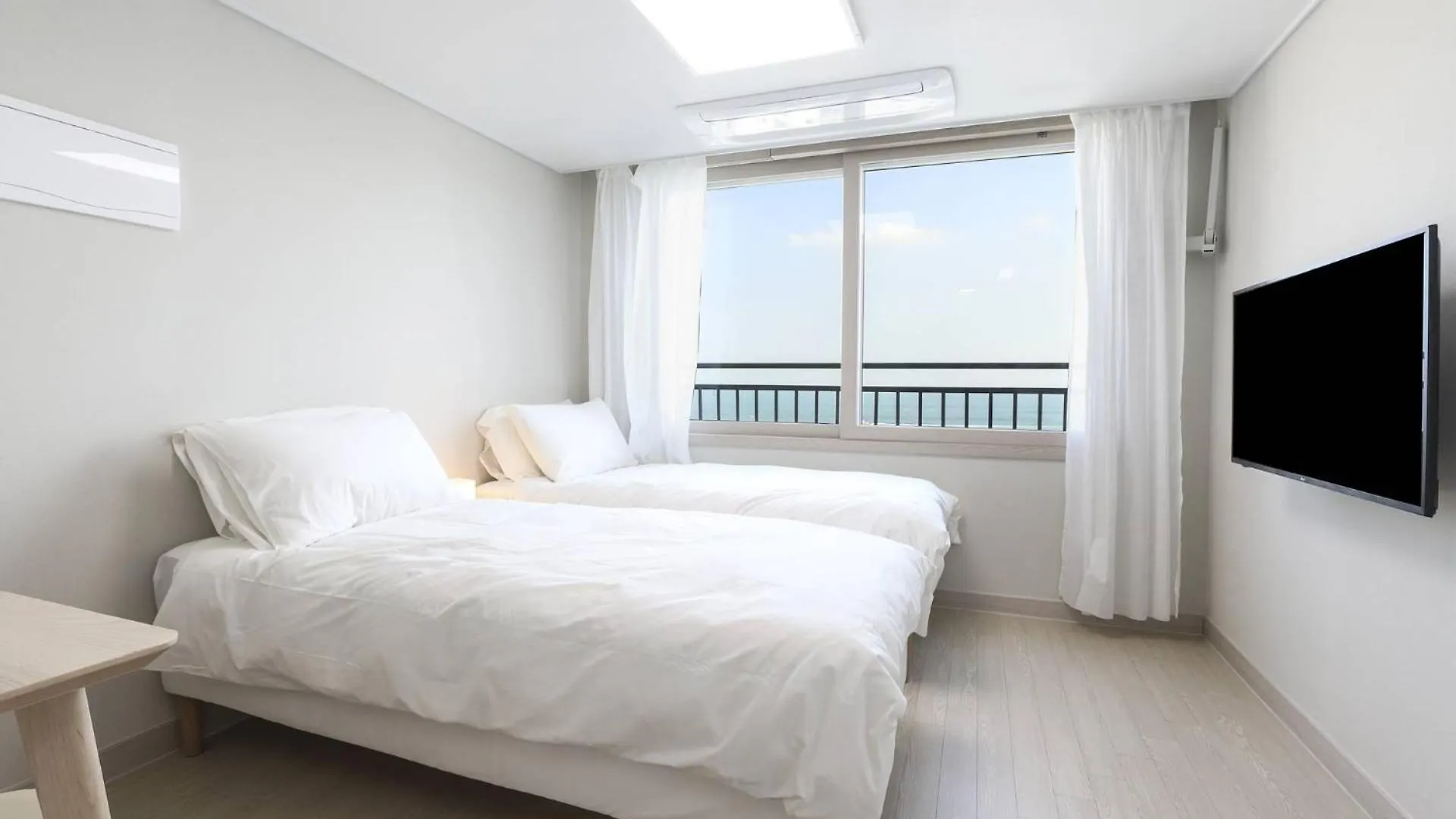 Hotel The First Ocean Songjeong Pusan