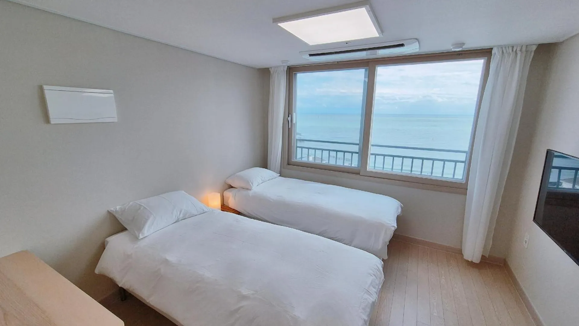 Hotel The First Ocean Songjeong Pusan