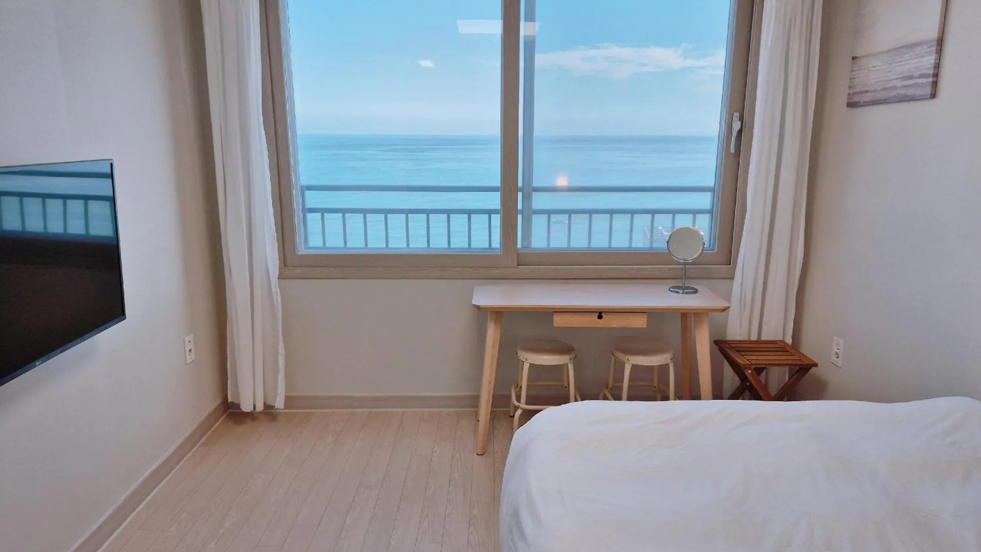 Hotel The First Ocean Songjeong Pusan