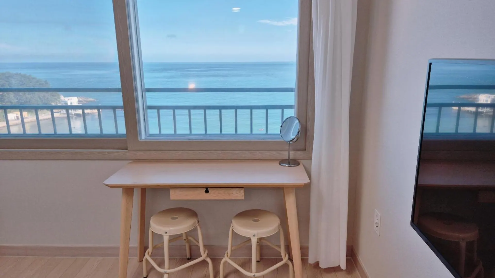 Hotel The First Ocean Songjeong Pusan