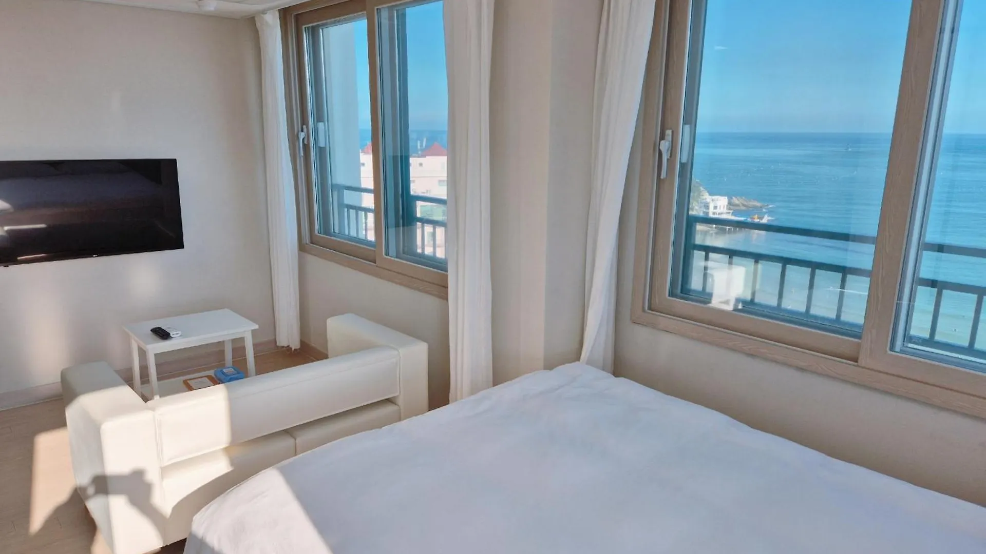 Hotel The First Ocean Songjeong Pusan